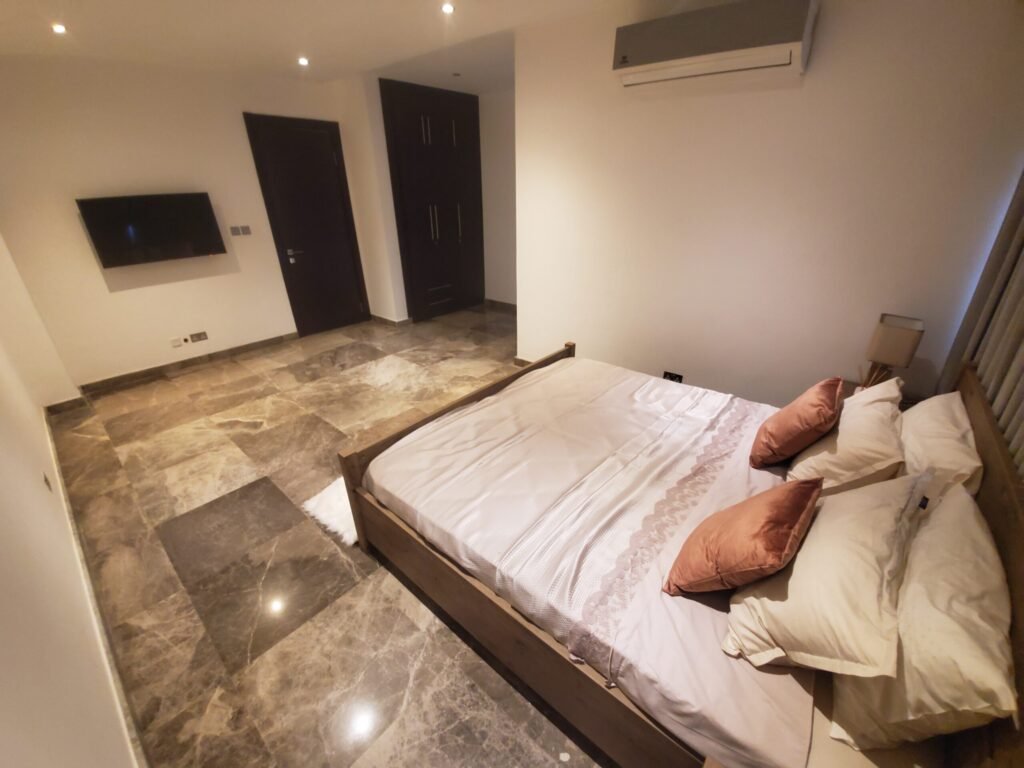 4bedroom-detached-townhouse13-scaled