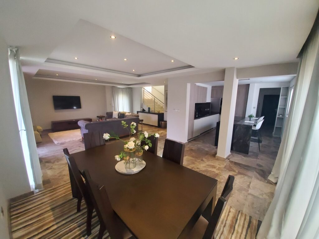 4bedroom-detached-townhouse6-scaled