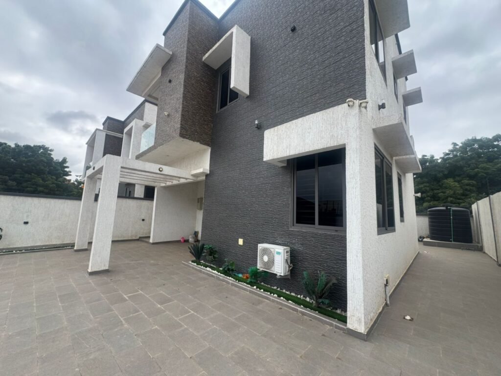 PHOTO-2026-01-05-19-17-28 2