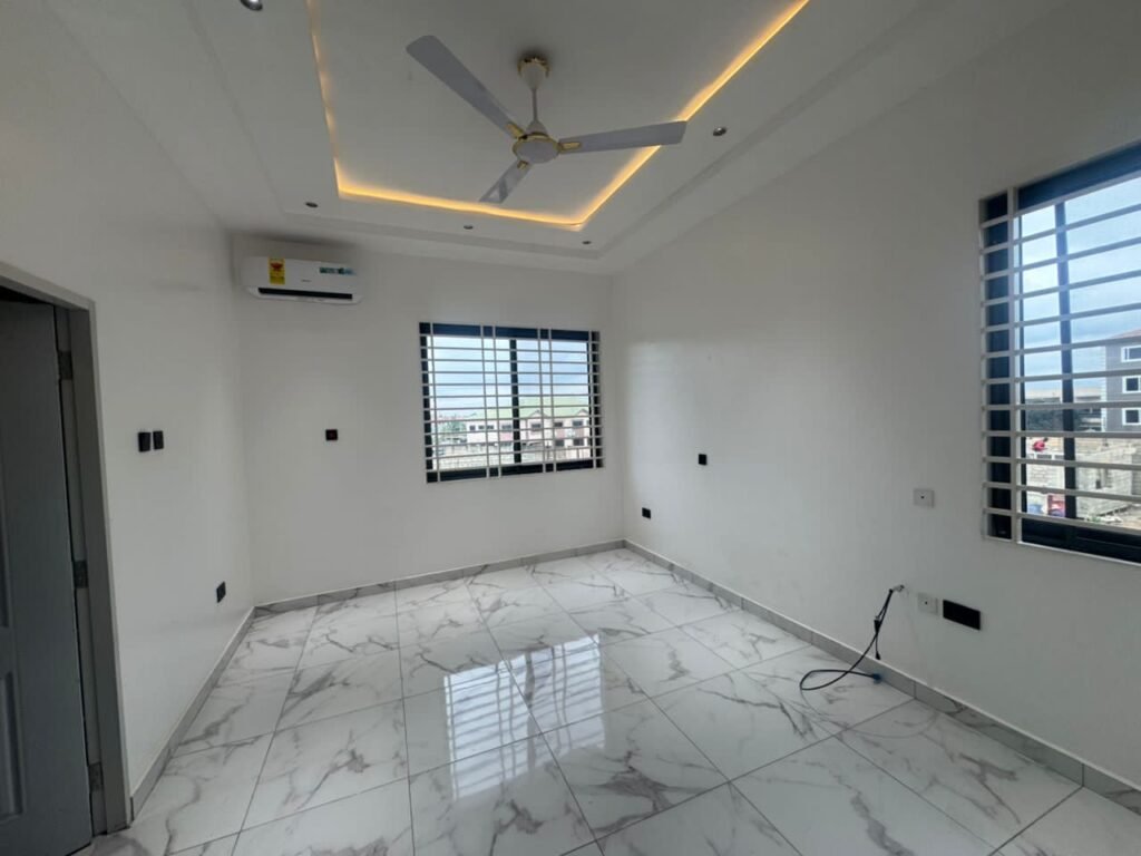 PHOTO-2026-01-05-19-17-29 2