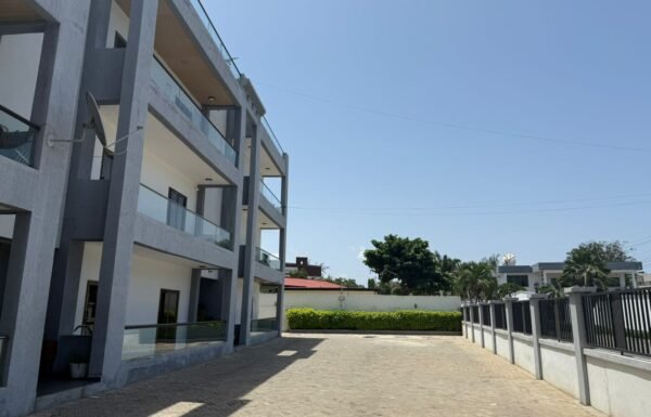 WhatsApp Image 2025-06-09 at 10.07.16 PM (1)