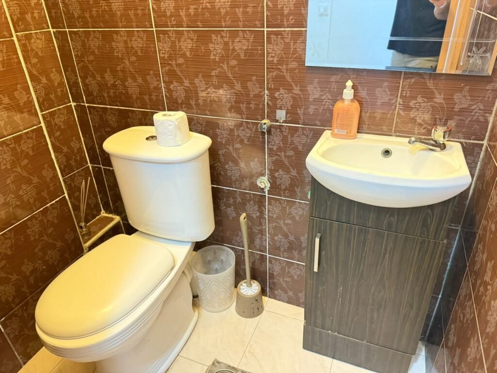 WhatsApp Image 2025-06-09 at 10.07.17 PM (1)