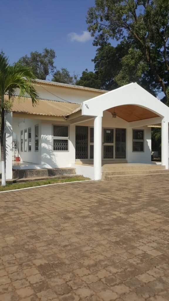 WhatsApp Image 2025-08-07 at 1.02.03 PM (1)