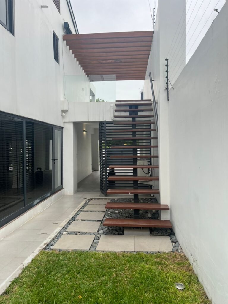 WhatsApp Image 2025-08-12 at 1.30.20 PM