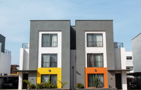 ayarna-vistas1Rental4-bed-facade